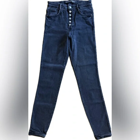 Zara Distressed Skinny Jeans - Picture 2 of 9